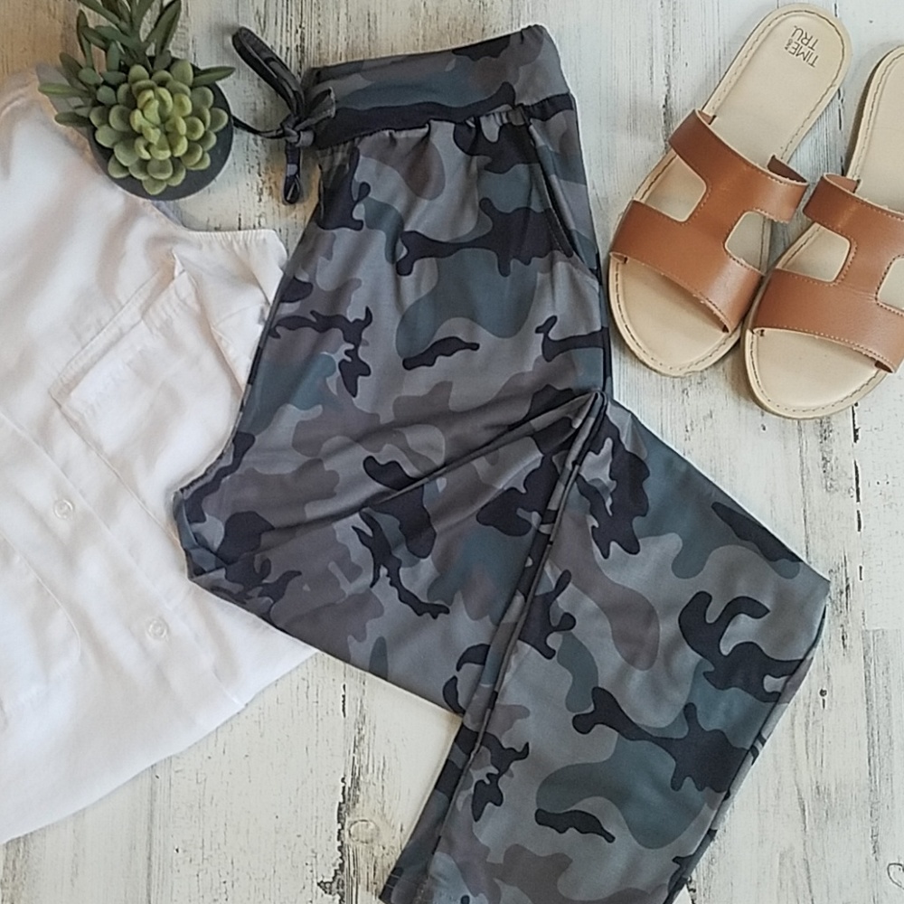 Comfy camo pants
